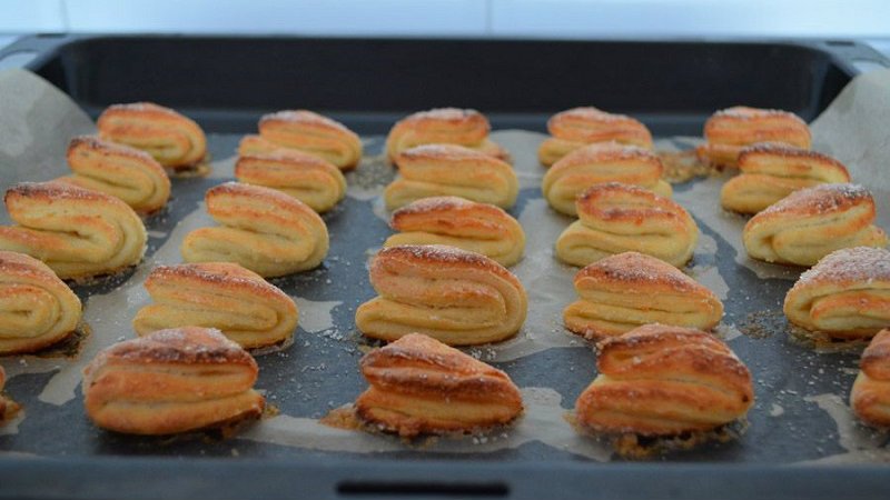 cookies on parchment paper