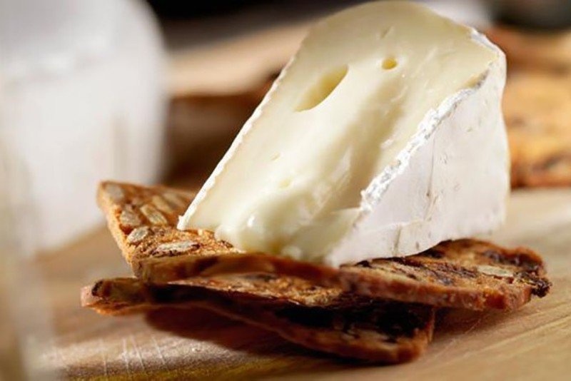 how-to-remove-the-rind-from-brie-cheese-brie-cheese-cheese-brie