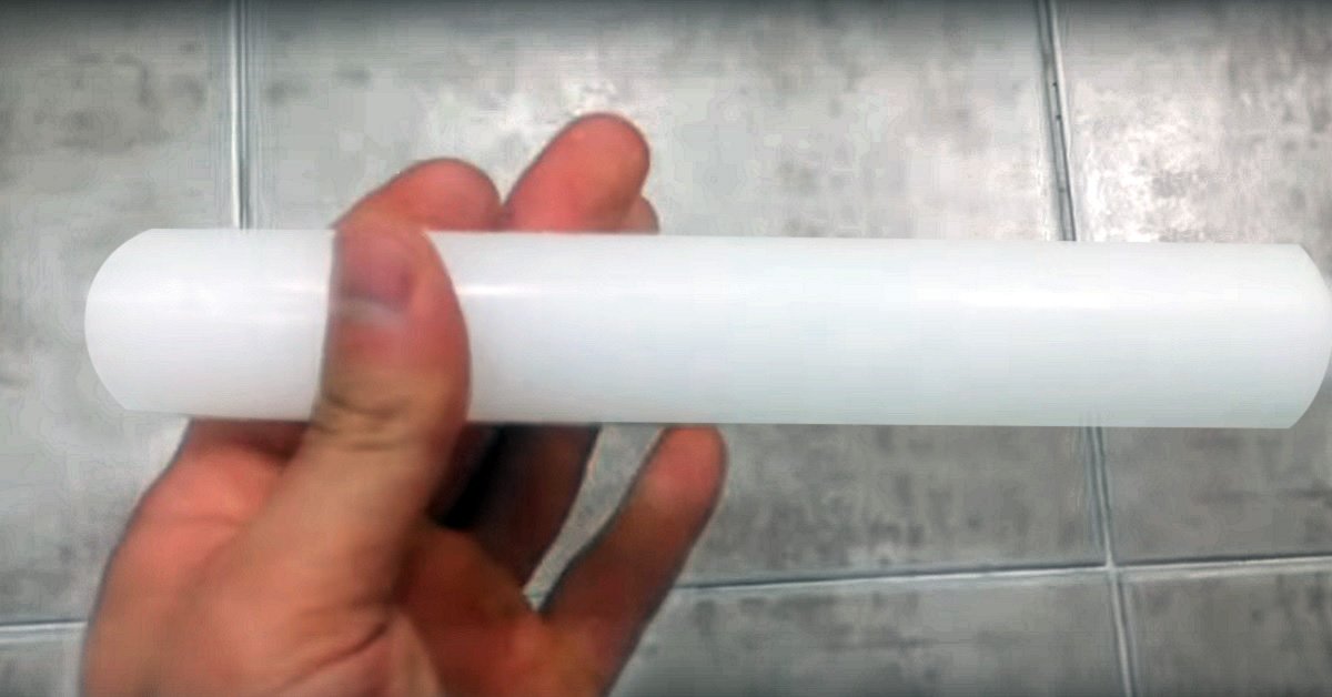 how to keep bathroom tiles clean