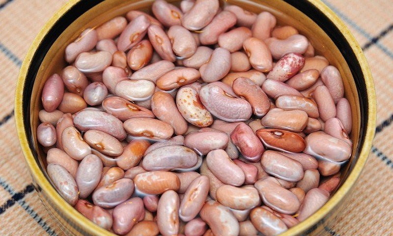 white kidney beans