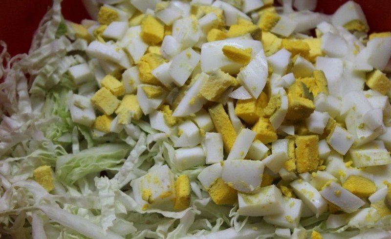salad with Chinese cabbage