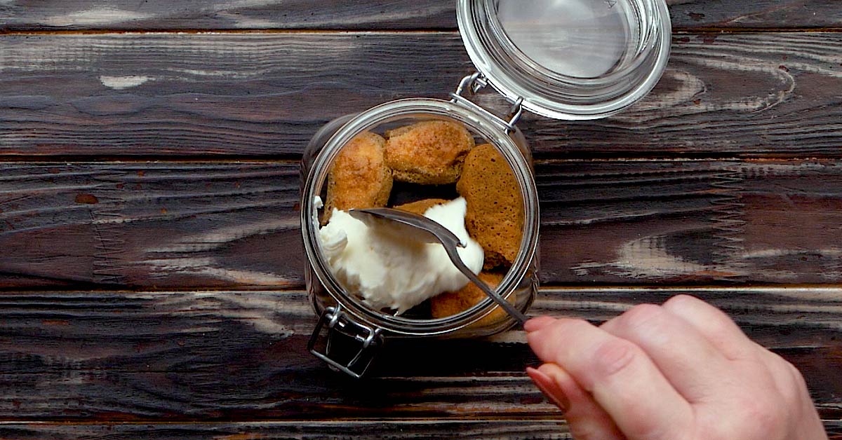 tiramisu in a jar