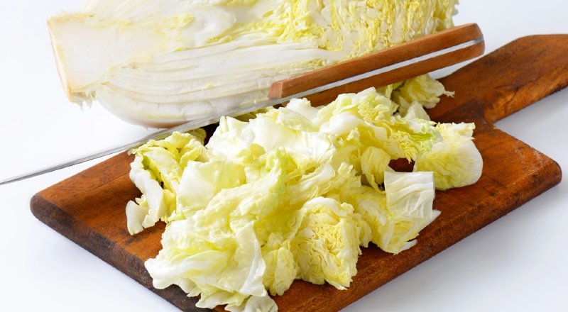 how to shred Chinese cabbage