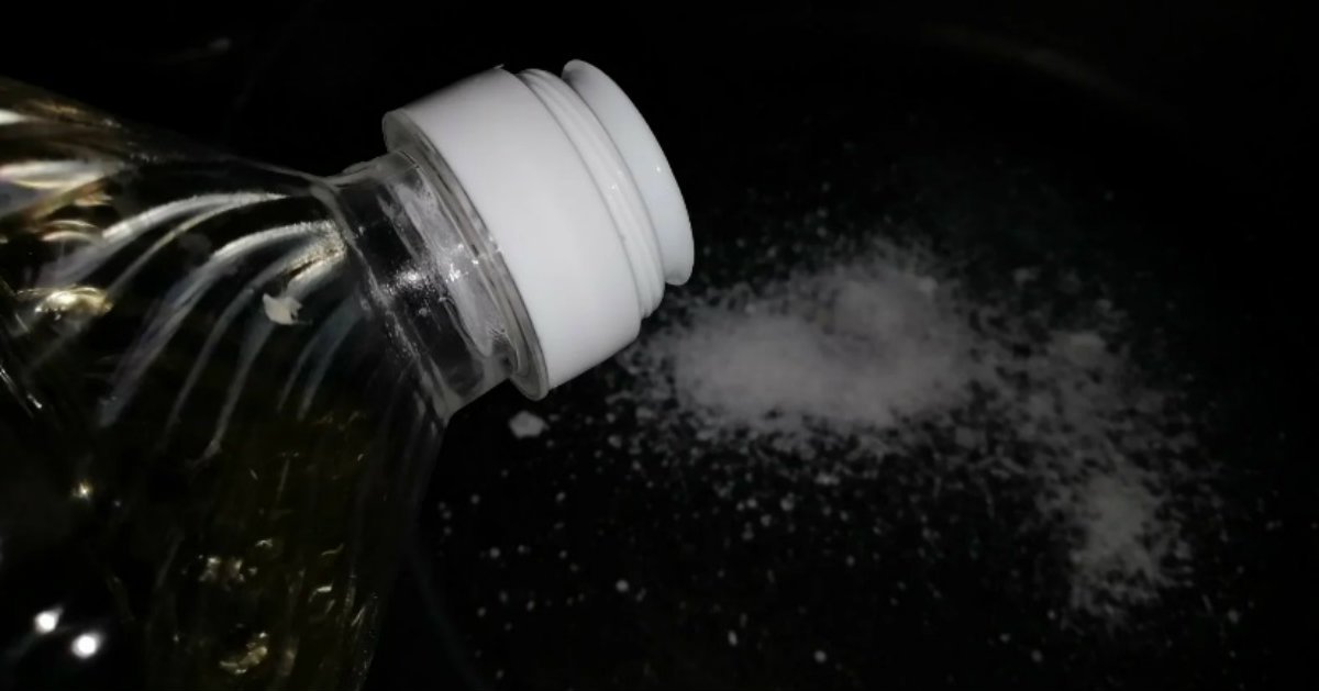 oil splatters