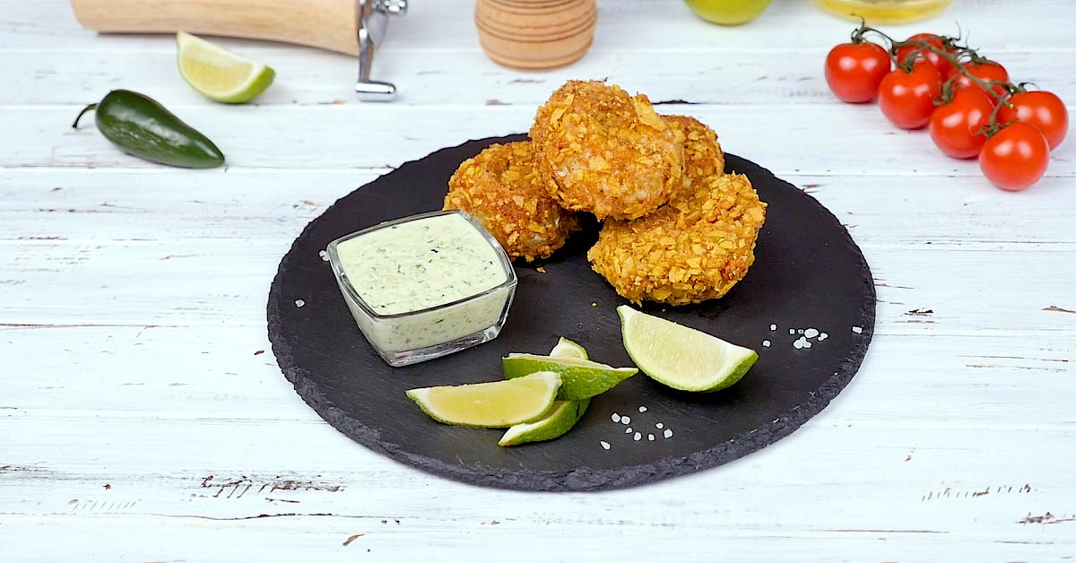 onion rings with guacamole