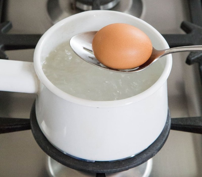 how to boil eggs