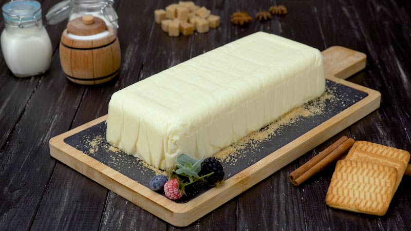 mousse sour cream cake