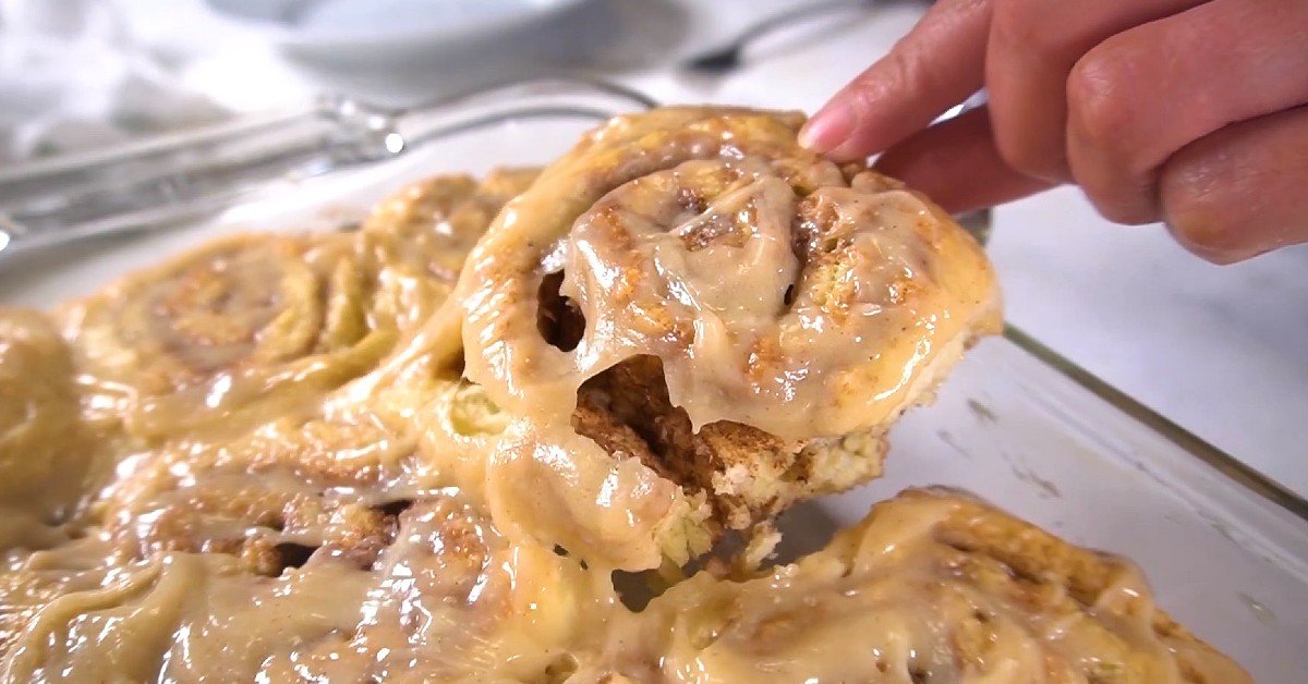 1-Hour Cinnamon Rolls Without Yeast