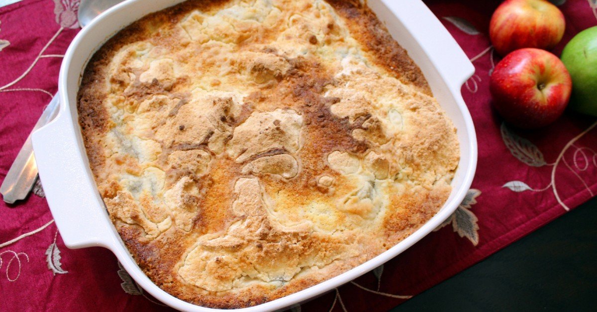 3-Ingredient Apple Dump Cake