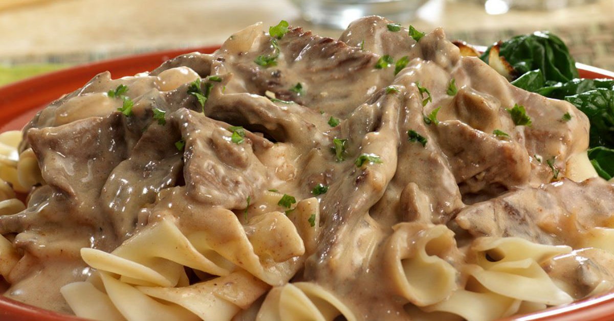 Beef Tips With Egg Noodles and Creamy Sauce Recipe Cook It