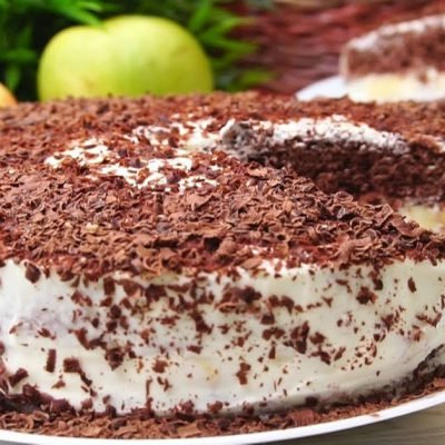 cake in a microwave