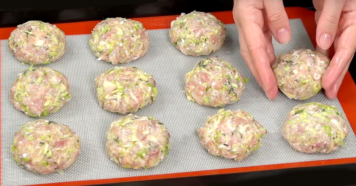 Chicken Patties With Cabbage