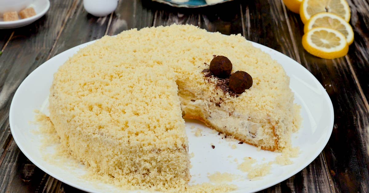 Cream Cheese Banana Cake