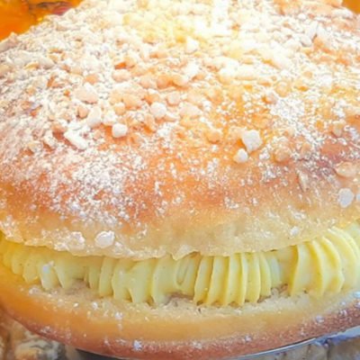 custard filled donuts