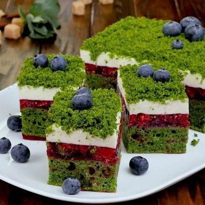 forest moss cake