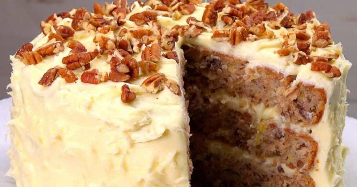 Hummingbird Cake
