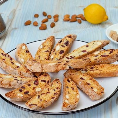 lemon and dried cranberries biscotti