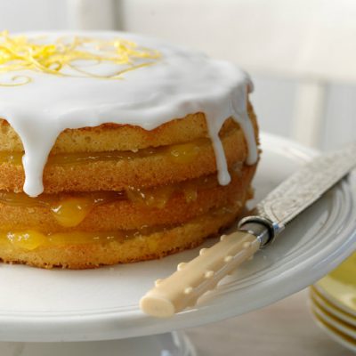 lemon cake with sugar glaze
