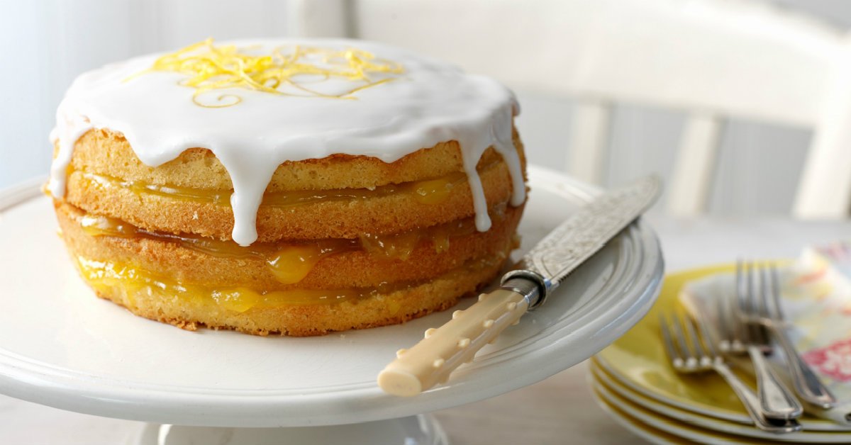 Lemon Cake With Sugar Glaze