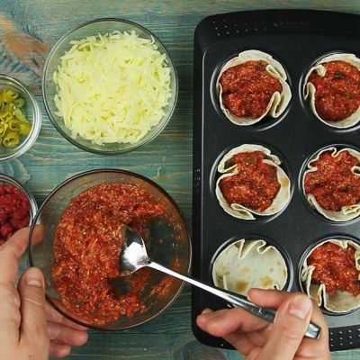 muffin pan tortilla pizzas