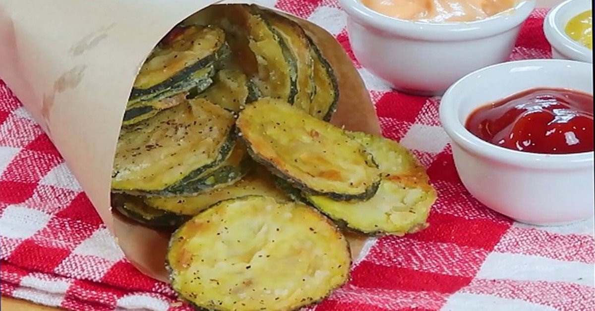 Oven-Baked Zucchini Chips