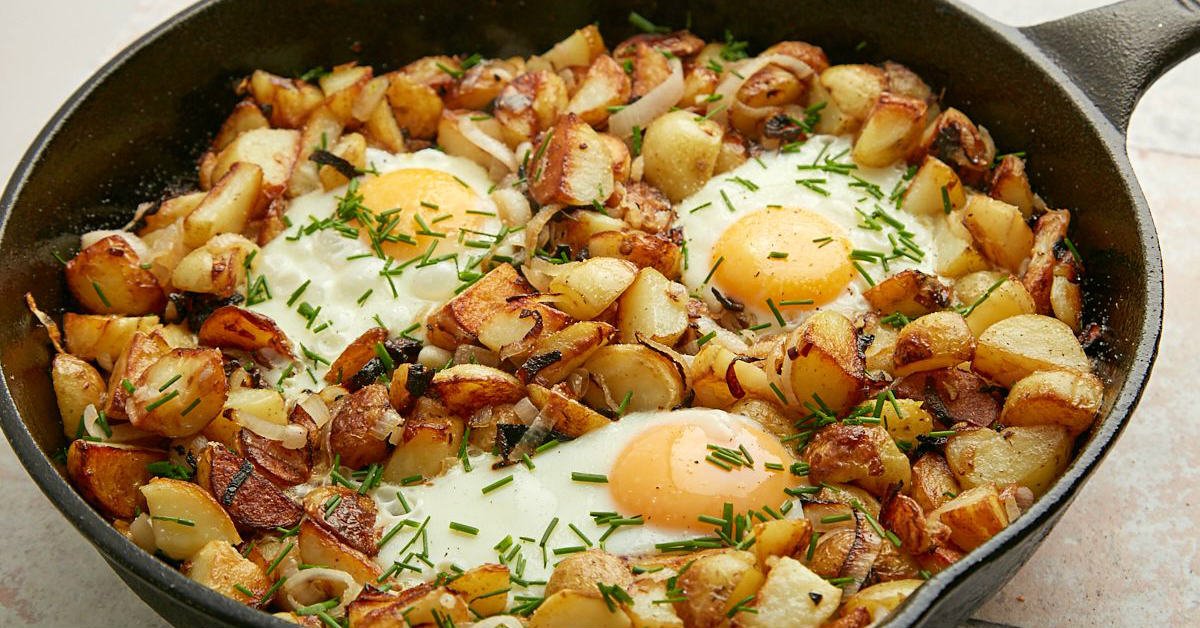 Mouth-Watering Potato and Egg Skillet