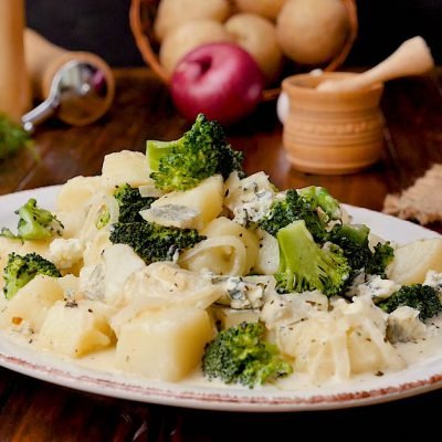 potatoes with broccoli