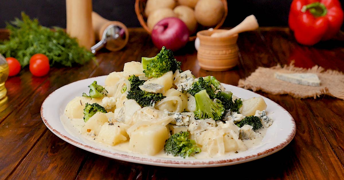 Potatoes With Broccoli