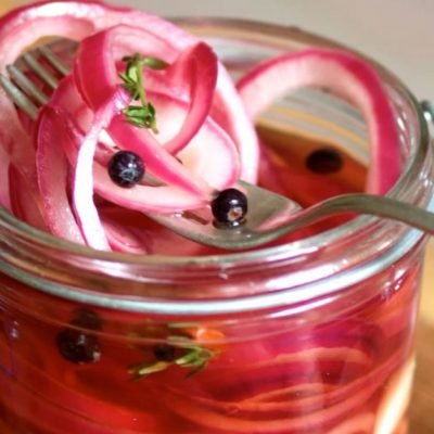 quick-pickled red onions
