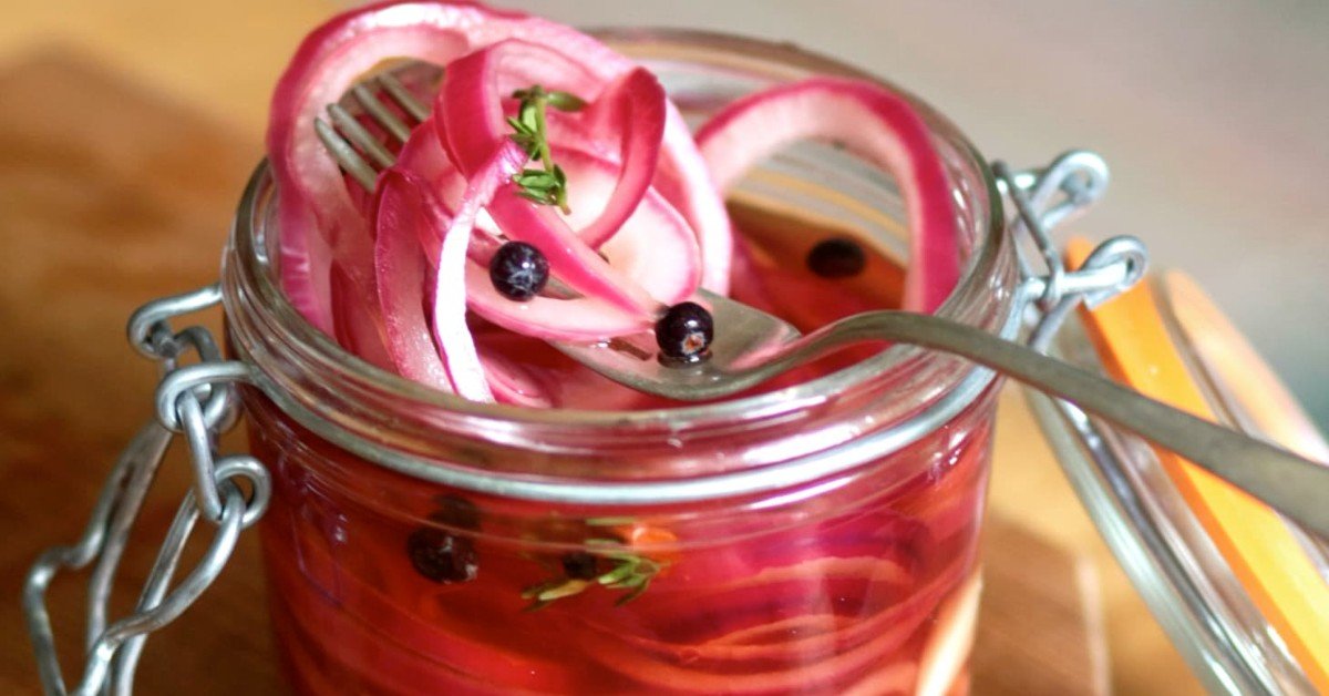 Quick-Pickled Red Onions