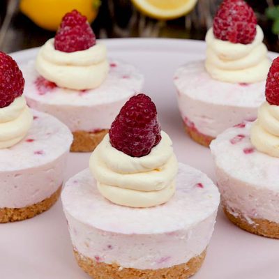 raspberry mini cheesecakes