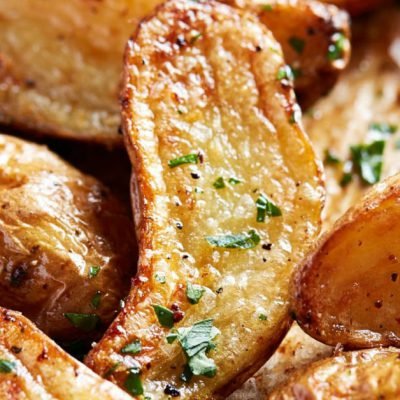 roasted garlic butter potatoes